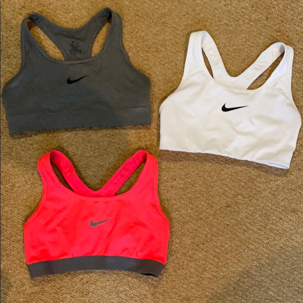 Nike Pro Sports Bra Bundle